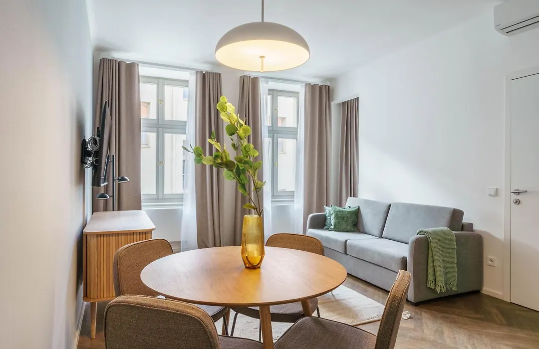 Limehome Prague Muza-1