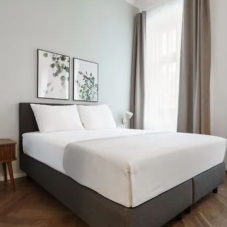 Limehome Prague Muza-3